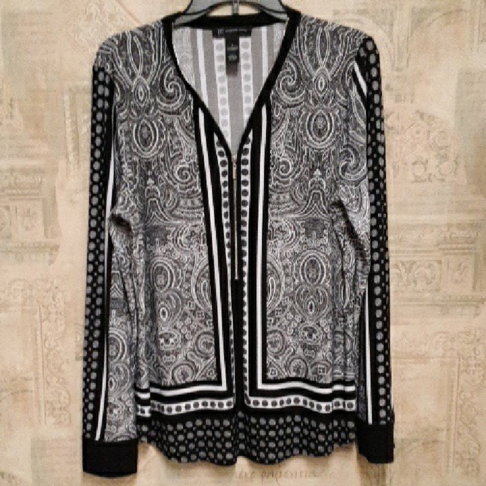 INC International Concepts Black and White Paisley Women's Top
